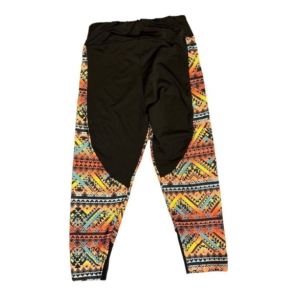 Body Instinct Leggings. Size M - Picture 2 of 2